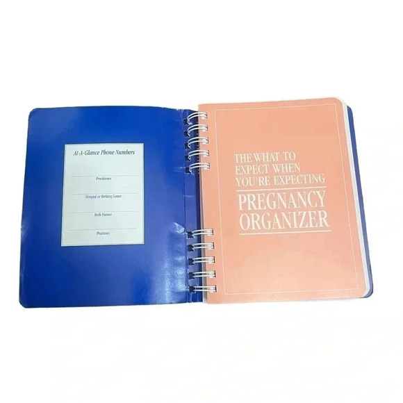Pregnancy Organizer:The What to Expect When You're Expecting by Heidi Murkoff - Picture 4 of 8